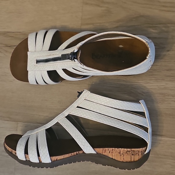BearPaw White Open Toed Zip Strappy Cork Wrapped Sandal Size 6 - Picture 7 of 10